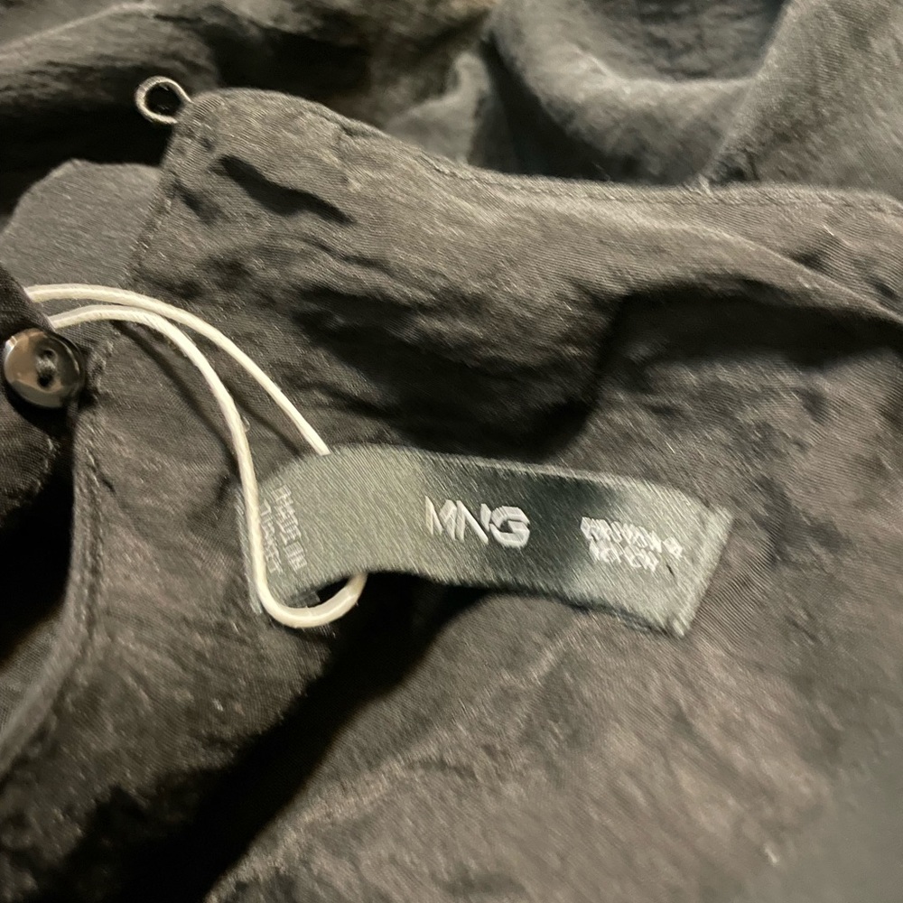 Sz S mango Vestigo black Gracy Textured Dress In a svelte, textured fabric, - Picture 7 of 15